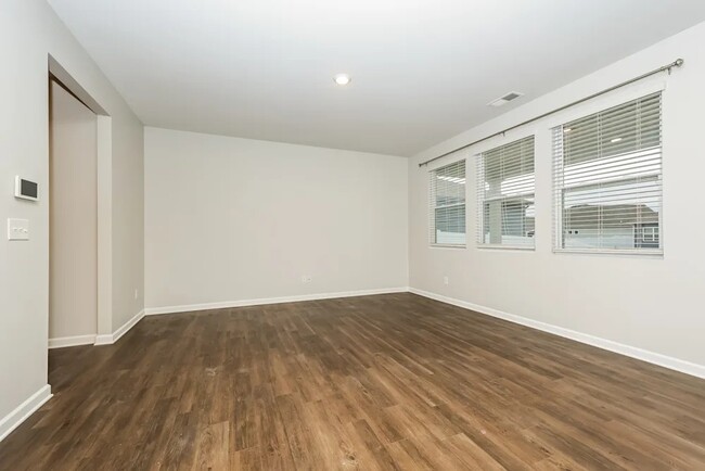 Building Photo - 7044 Berkswell Dr