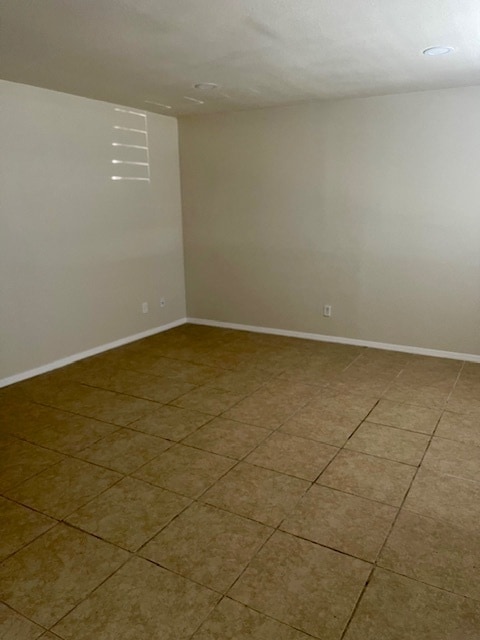 Building Photo - 2175 Riviera Blvd