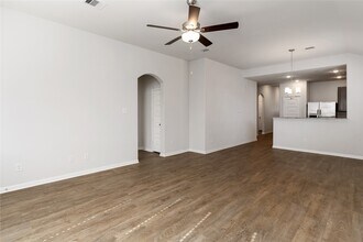 Building Photo - 25587 Blossom Ct