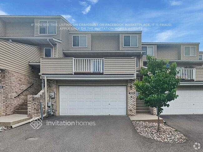 Building Photo - 14333 Hickory Way