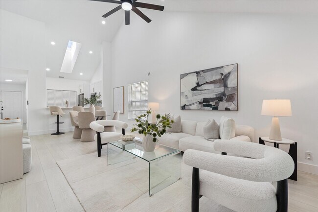 Foto del edificio - 441 Ashwood Pl