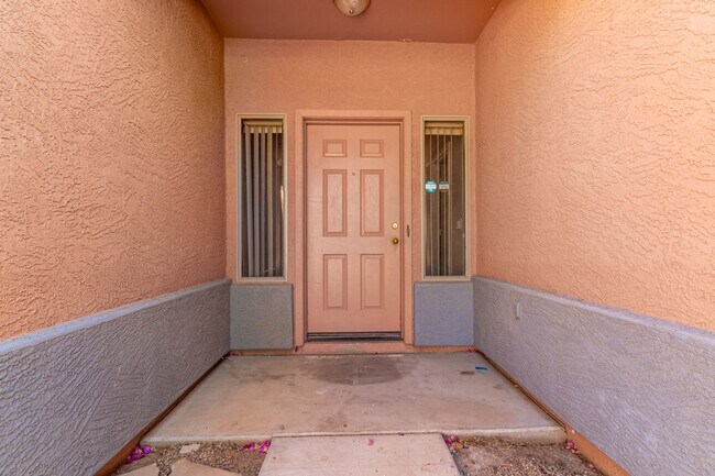 Foto del edificio - Awesome 3 bedroom / 2 bath in Cordova Estates - 83rd Ave & Buckeye Rd