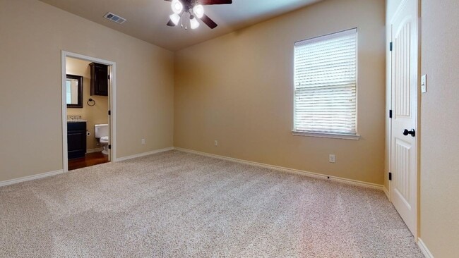 Foto del edificio - 3201 Corporal Rd