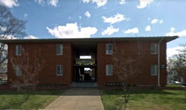 Building Photo - 110 Dorsey St