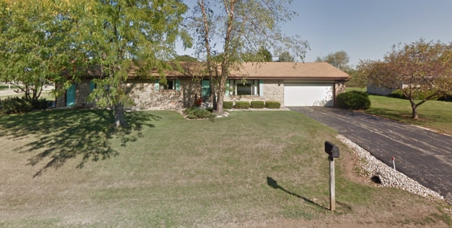 Building Photo - 705 Kelsey Ct