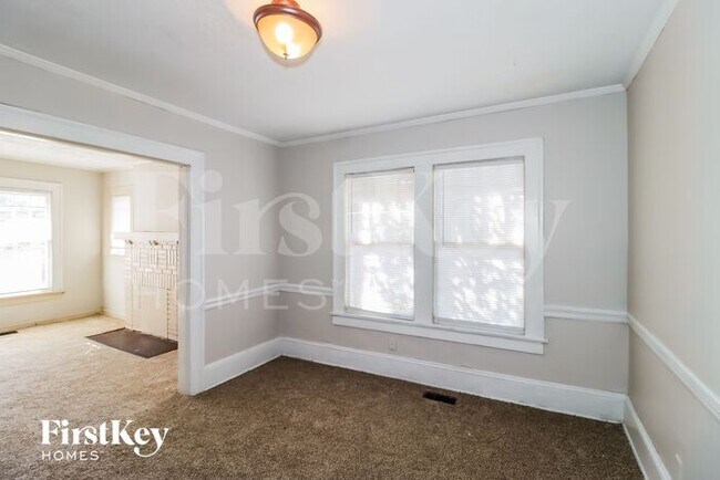 Foto del edificio - 1523 Stokes Avenue Southwest