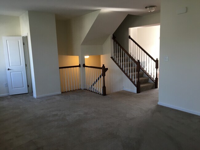 Foto del edificio - 1210 Madison Ln