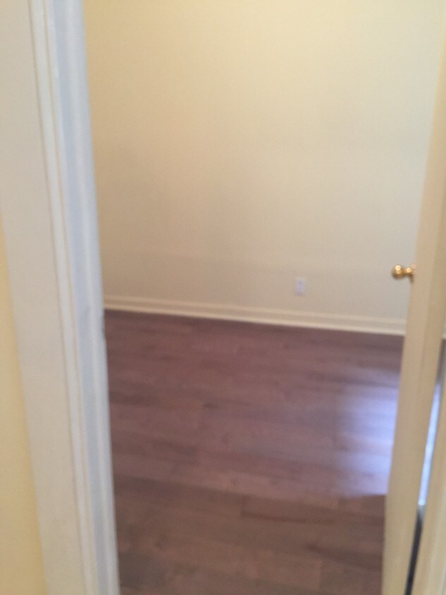 3052 Steinway St, Queens, NY 11103 Apartments in Queens, NY