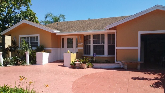 Foto principal - 3440 SW 2nd Ct