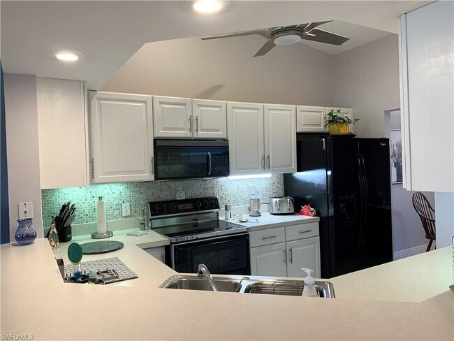 Building Photo - 9860 Costa Mesa Ln