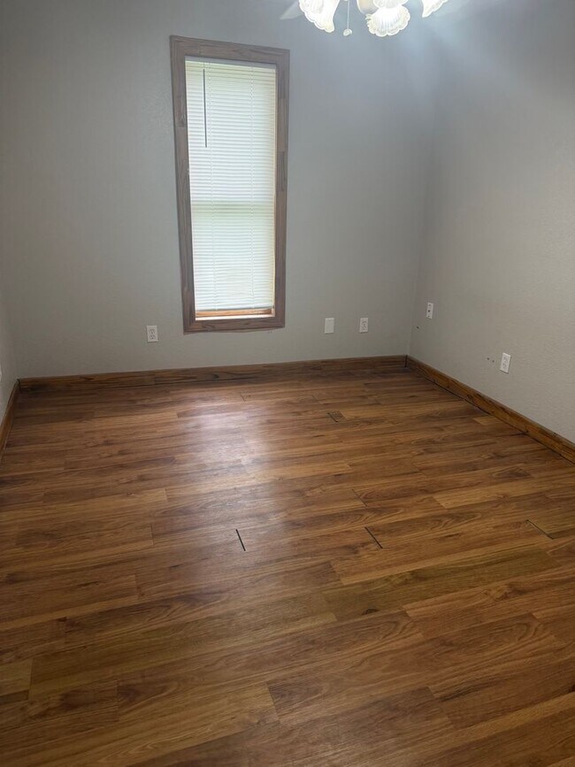 Foto del edificio - 6506 Sherman St