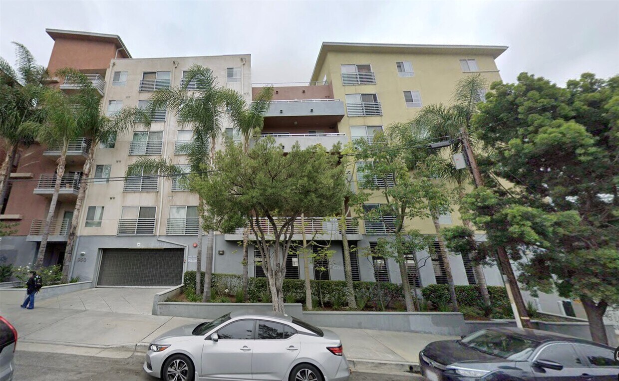 Foto del edificio - 950 S Harvard Blvd