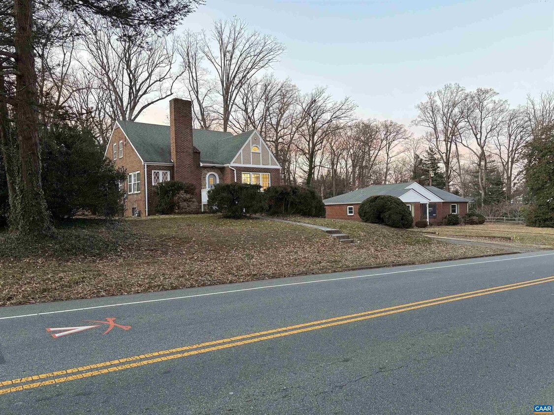 Primary Photo - 307 Alderman Rd