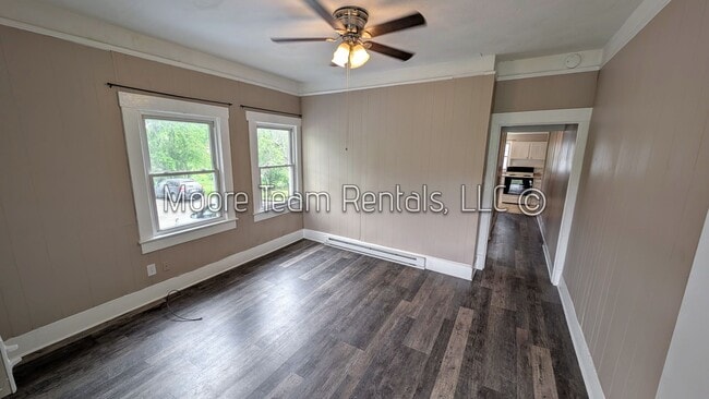 Building Photo - 10 Tarheel Ln