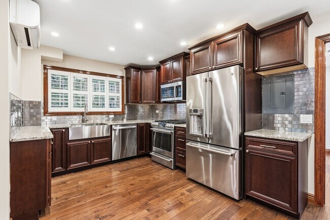 Foto del edificio - 5138 12th St S