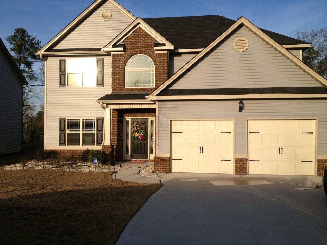 Primary Photo - 142 Mossy Oak Cir