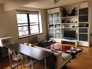 Foto del edificio - 133 Essex St