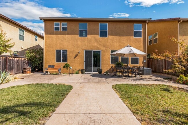 Building Photo - 4024 Weathervane Way