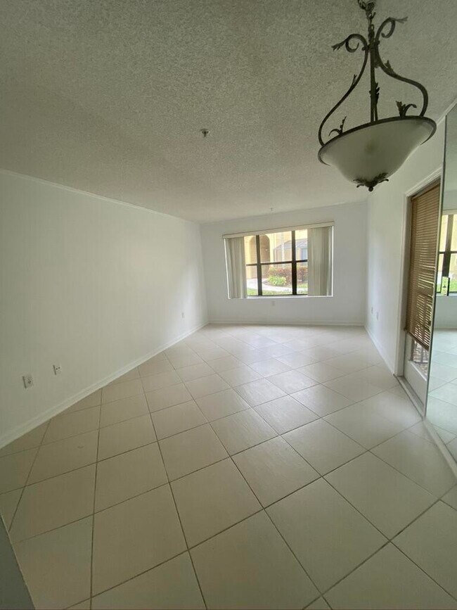 Foto del edificio - 2317 N Congress Ave