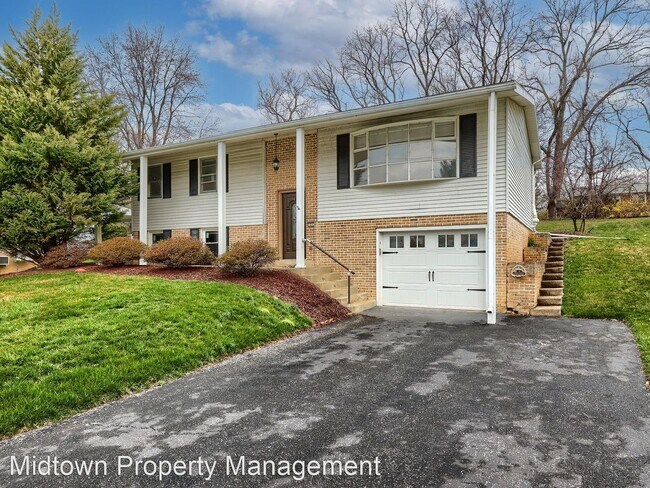 Building Photo - 3 br, 2 bath House - 1213 Mallard Rd