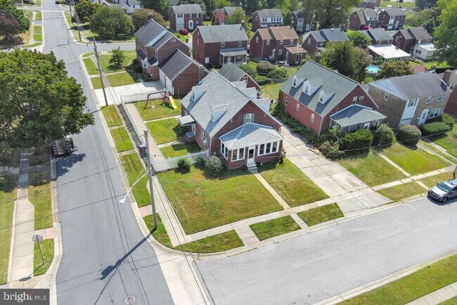 Foto del edificio - 600 Jackson Ave