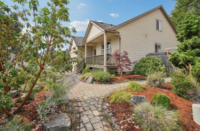 Foto del edificio - 4677 Southampton Dr SE