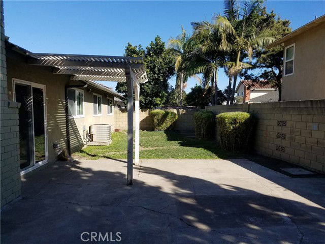 Foto del edificio - 424 E Riverview Ave