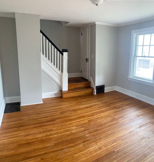 Building Photo - 3 br, 1 bath House - 632 THIRD STREET