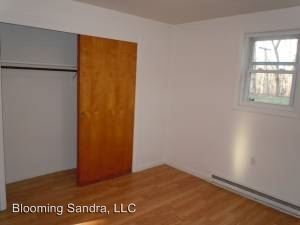 Building Photo - 105-107 Sandra Dr