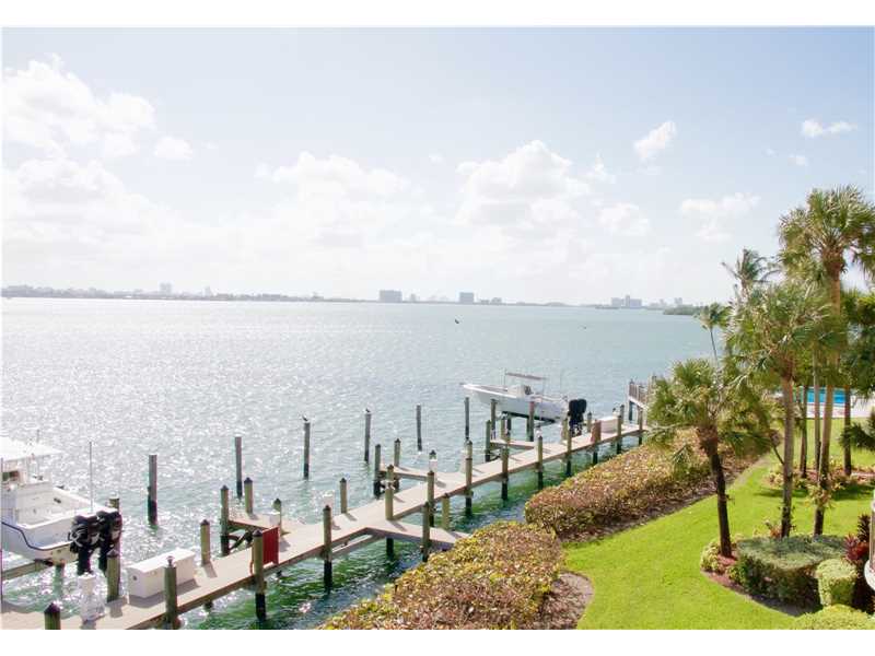 Primary Photo - 12000 N Bayshore Dr