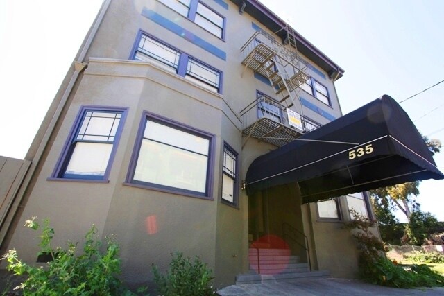 Foto principal - 535 41st St