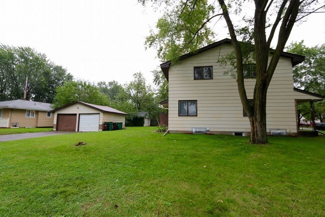 Building Photo - 3856 Xenia Ave N