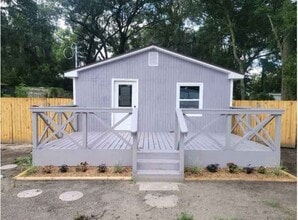 Building Photo - 8930 Free Ave