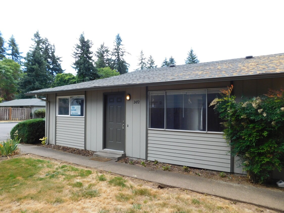 Primary Photo - 2472 Rossiter Ln