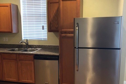 Kitchen - 2044 Almonaster Ave