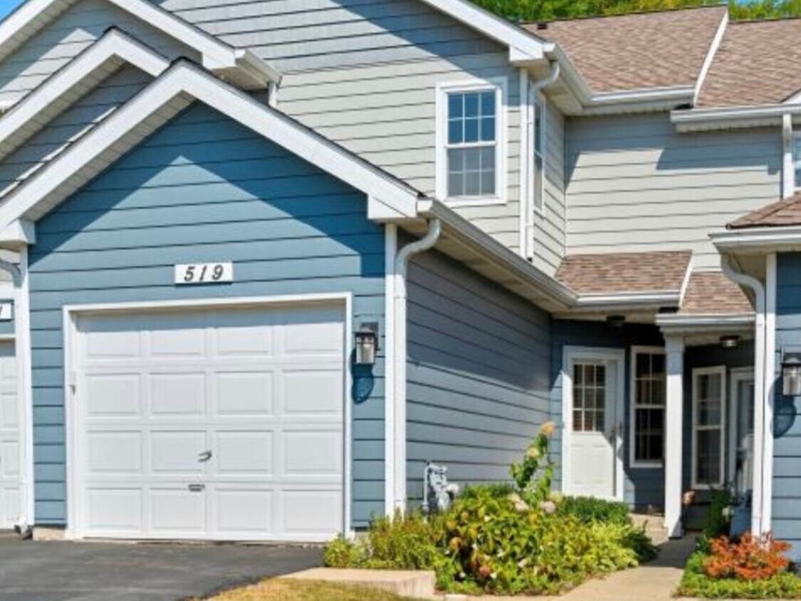 Foto principal - 519 Woodcrest Dr