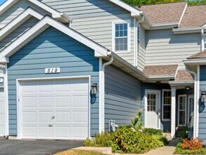 Building Photo - 519 Woodcrest Dr