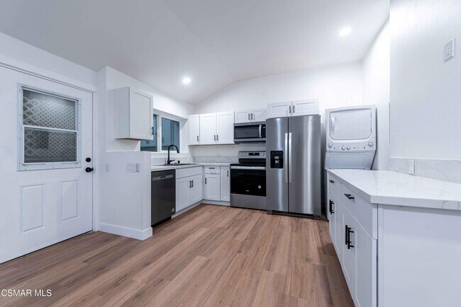 Foto del edificio - 2642 Blue Ridge Cir