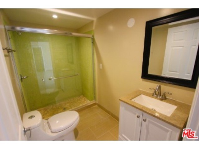 Interior Photo - 1731 Crenshaw Blvd