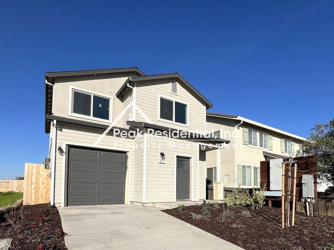 Building Photo - Brand New Sacramento 3bd/2.5ba House With ...