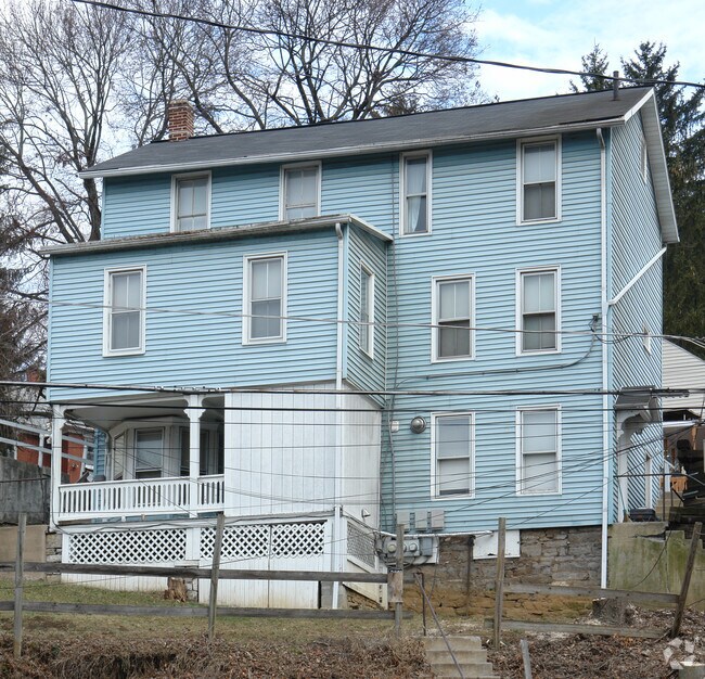 393 Pine St, Bellefonte, PA 16823 Apartments Bellefonte, PA