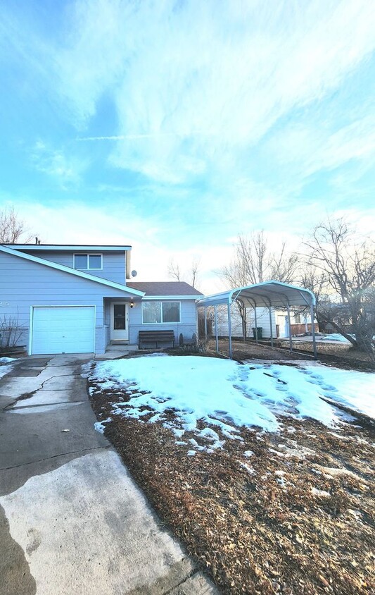 Primary Photo - Beautiful Townhome