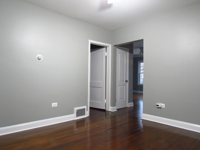 Building Photo - 12014 S La Salle St