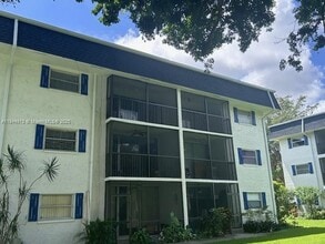 Building Photo - 5090 SW 64th Ave