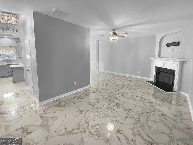 Foto del edificio - 5735 Hedge Brook Dr