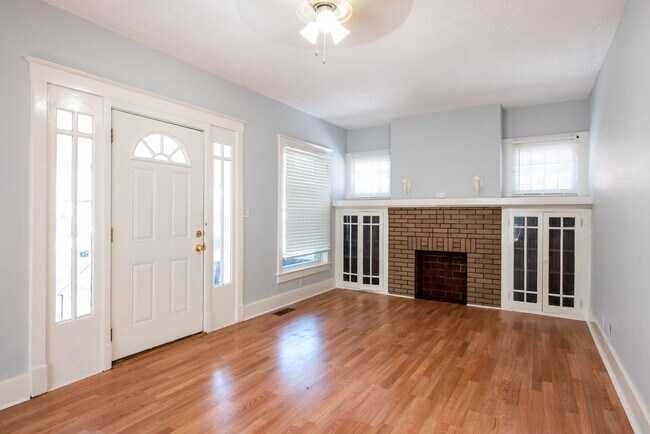 Building Photo - 4 br, 2 bath House - 643 S. 42nd St.