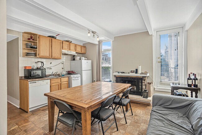 Foto del edificio - 958 W Webster Ave