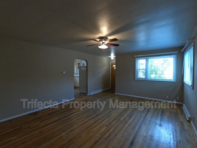 Foto del edificio - 622 Miller Dr