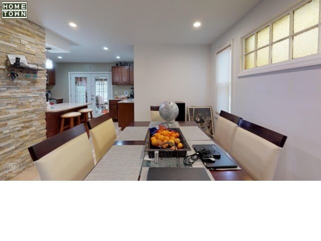 Building Photo - 35 Palmer Ave