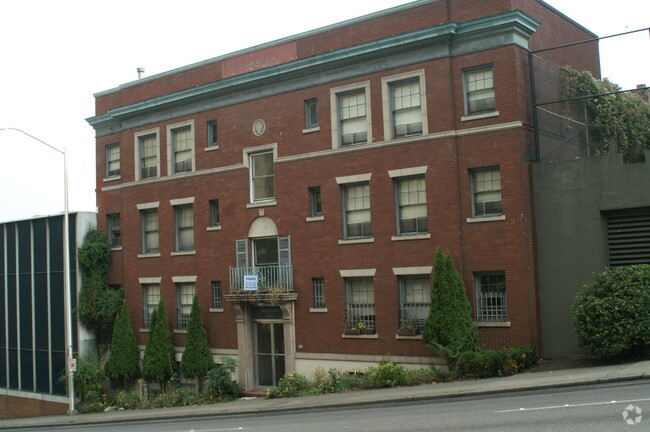Foto del edificio - The Embassy Apartments